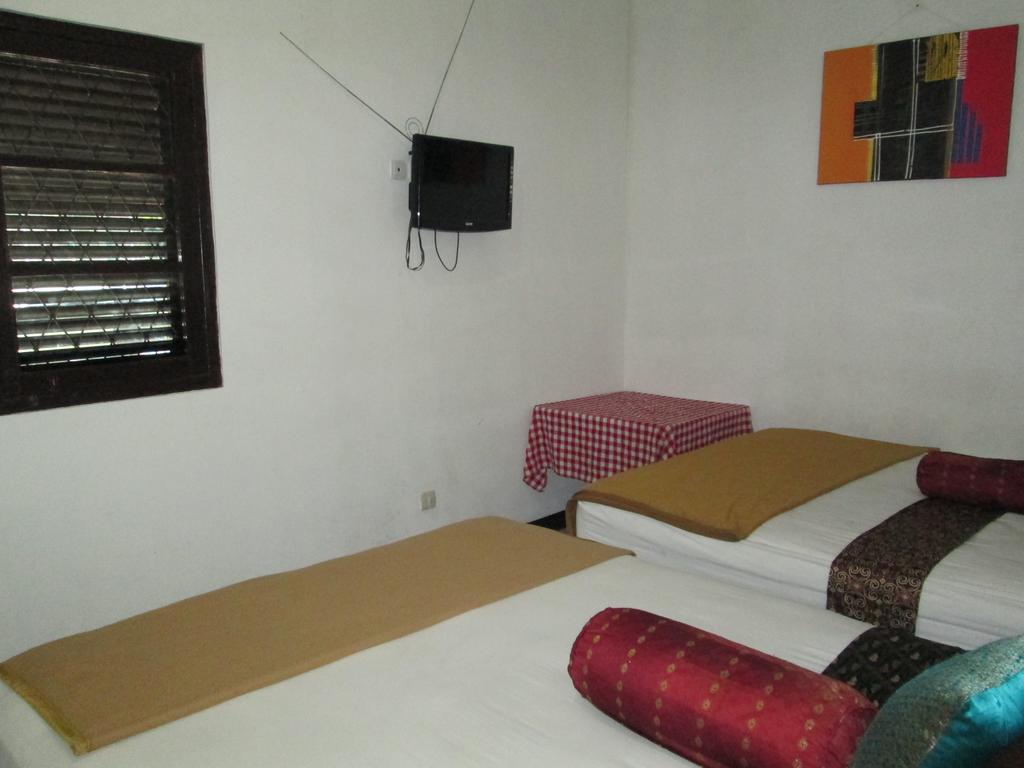 Venice Guest House Бандунг Номер фото