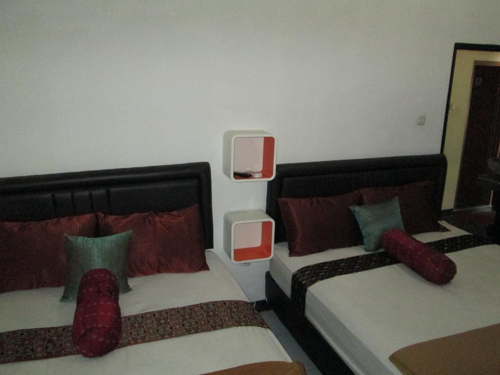 Venice Guest House Бандунг Номер фото
