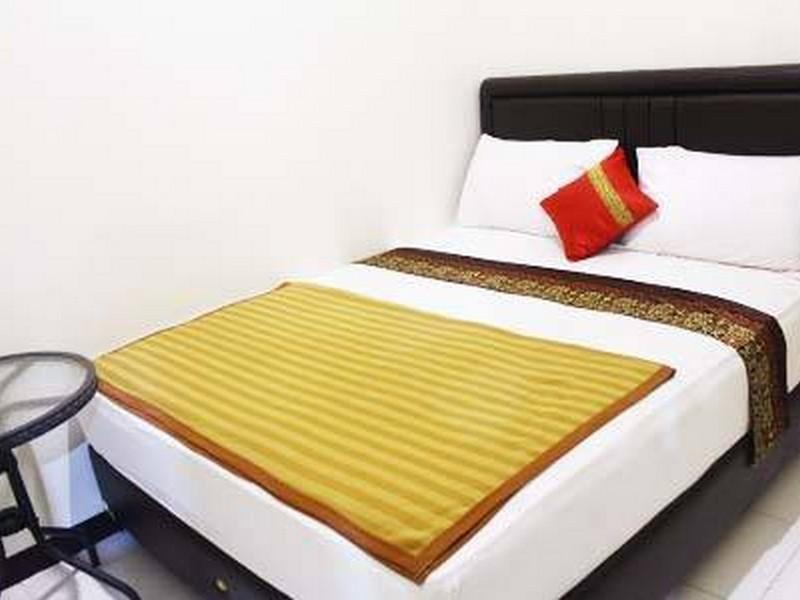 Venice Guest House Бандунг Экстерьер фото